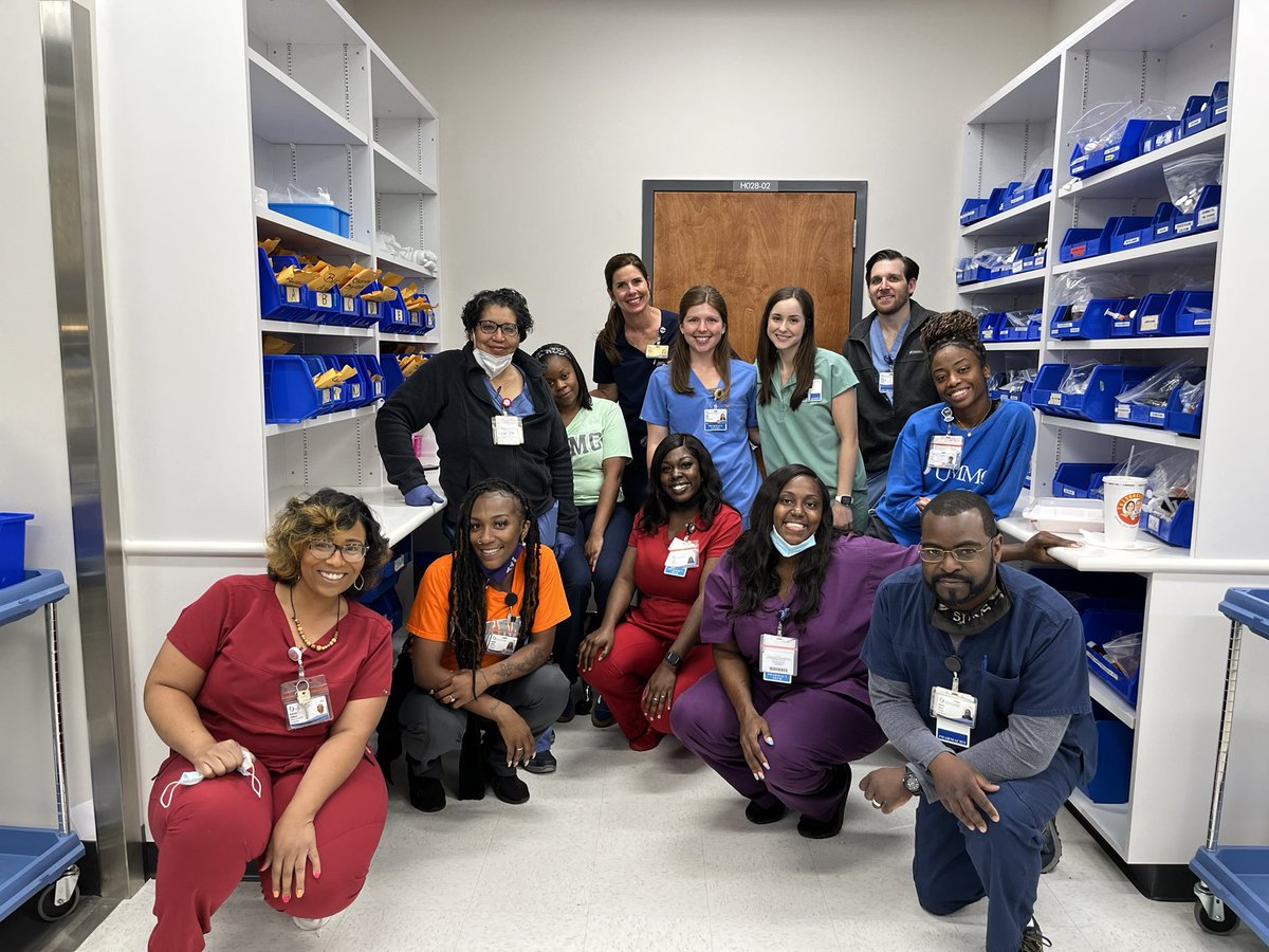 KaitlinGCauthen's tweet photo. In this season of lasts, my last day as an intern for @UMMCPharmacy is definitely the most bittersweet! I’m so thankful for the time I had working with and learning from these sweet people (and others). Much love to the U 💙 https://t.co/zfKCwrd7Ww