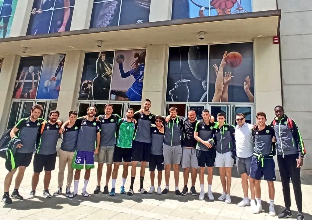 Basketbasko's tweet photo. #FaseFinalLigaEBA #ascensoLEBPlata

🏆 @santurtzibasket ya es campeón del G.2 de la #FaseFinalLigaEBA tras la victoria en la 2ª jornada y el resultado del otro encuentro de su grupo. 
 
✅ A falta de una jornada, los de @inunezpereda ascienden a #LEBPlata.

Zorionak talde! 👏👏👏 https://t.co/kKToa4B5ku