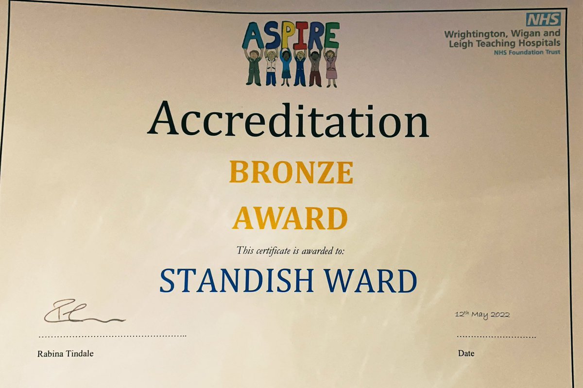 LauraLythgoe_'s tweet photo. PROUD!! 🤩 🏆
#TeamStandish #ASPIRE #accreditation #HardWorkPaysOff #TeamWorkMakesDreamwork #SilverNext @WWLNHS https://t.co/SxJELENILR