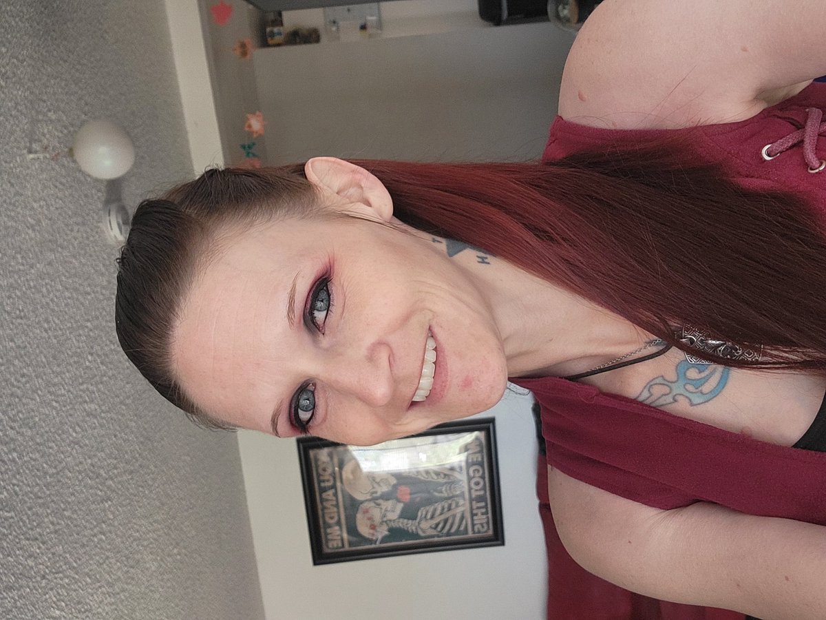 LoverIsisStone's tweet photo. Hope all my loves have a Fucking awesome Friday!! Don't do anything I wouldn't do! #tattooedgirl #futch #pro #sinfulgoddess https://t.co/f0yHOi0FaS