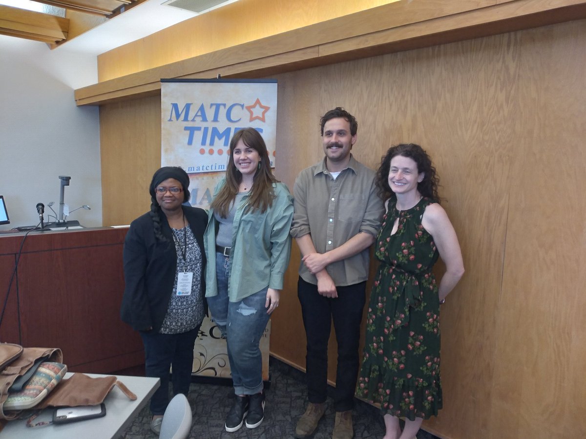 VictoriaMagee20's tweet photo. "Journalism is a public service" A massive thank you to @samanthajhendr ,@ecaseymedia and @MSpicuzzaMJS from @journalsentinel. Our students are grateful for your collective words of wisdom. #journalismRocks https://t.co/61tEljAvoG