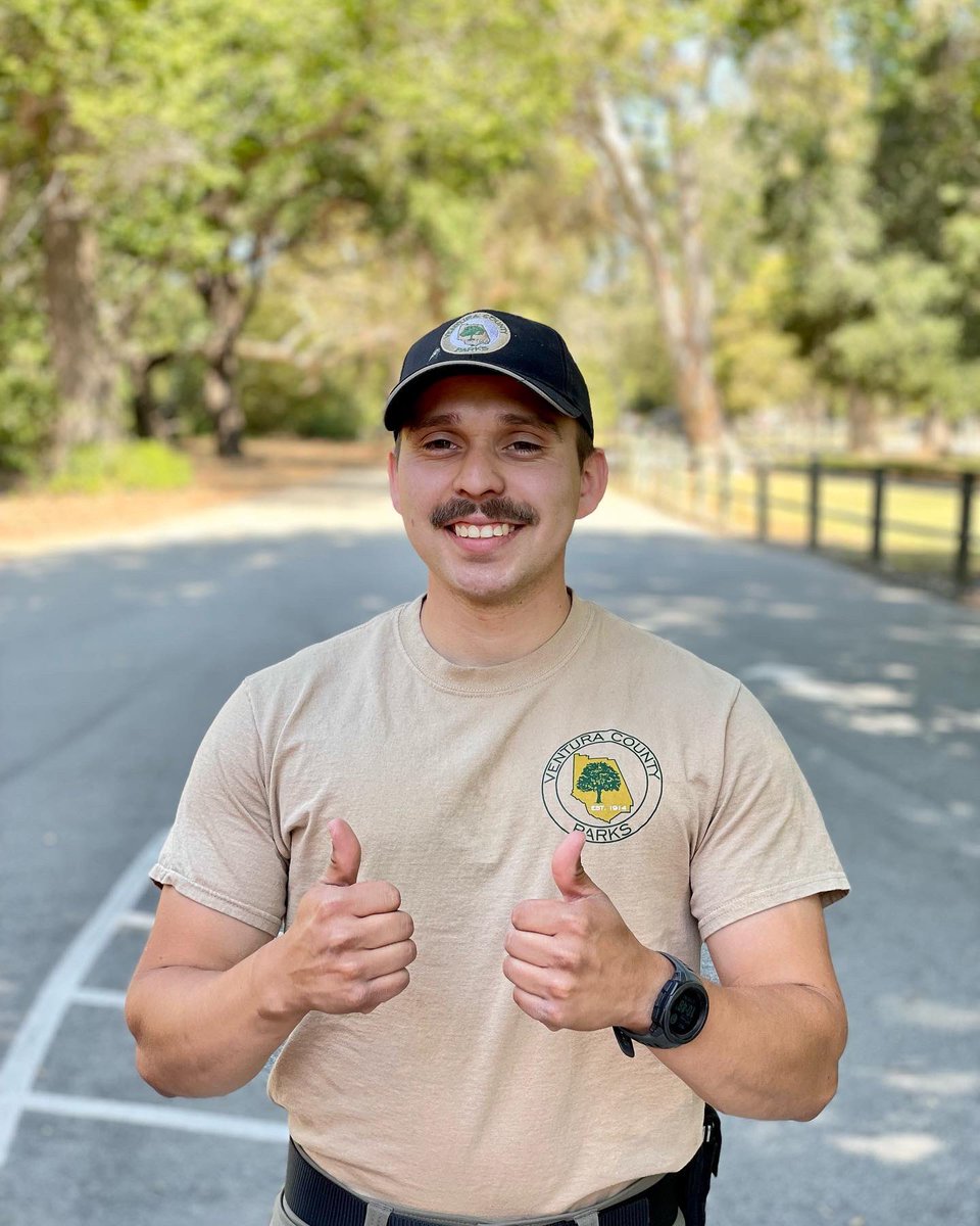 CountyVentura's tweet photo. We met Park Ranger Trainee Elmer Mayorga this morning @ #FosterPark welcoming visitors! Heโs new to the team so join us in giving him a warm welcome! He told us itโs his favorite park because of the river and it feels like a hidden gem. Visit #VCParks ๐ https://t.co/VlZVZi59dS https://t.co/DZ5S9b4XG6