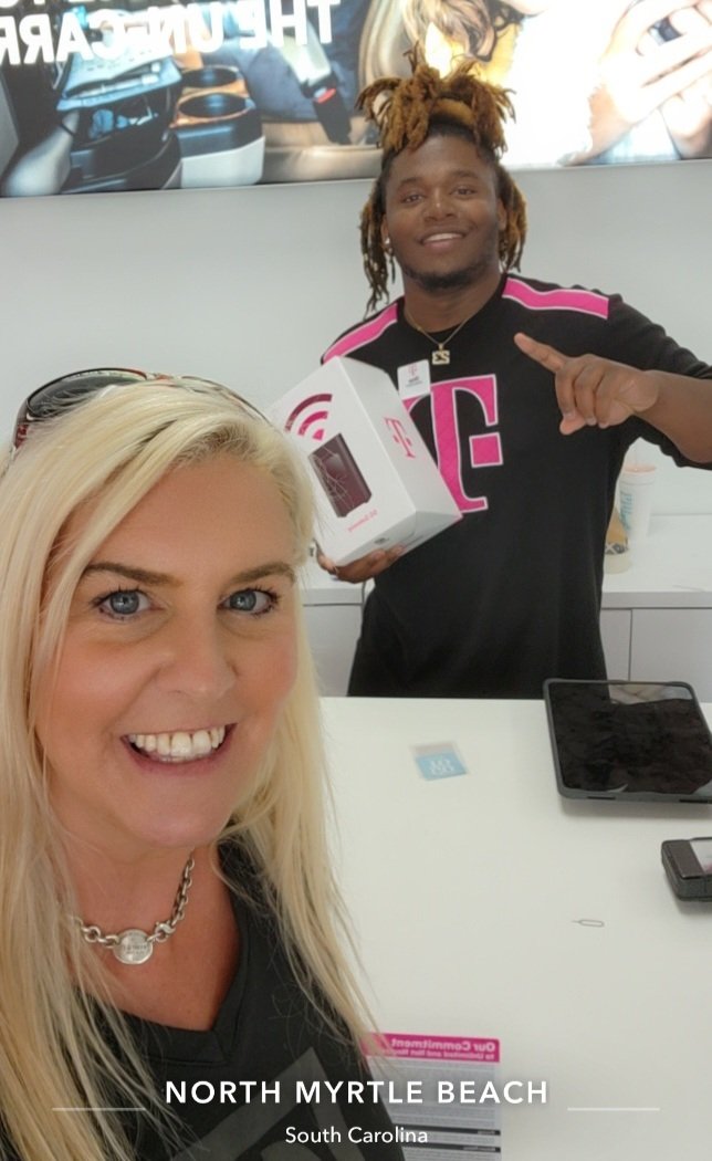 Another HSI out here in SMRA North Beach, SC.. bringing #Internetfreedom to Happy Coastal Families... #BeastMode #KAPOWEEE @AustinTMOCS <a href="/tglover187/">Terrance Glover</a> <a href="/ChappyCLT/">Matt Chappell</a> <a href="/MrDennisJones/">Dennis Jones</a>