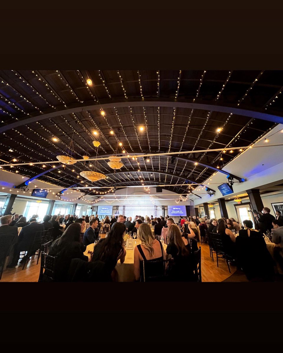 Last night the Lapse team attended  AMA Toronto's Canada Marketing Hall of Legends 2022 Gala. As a key partner this year, Lapse got together with other marketers to celebrate some of the best marketing talent that Canada has to offer. Congratulations to the 2022 inductees!