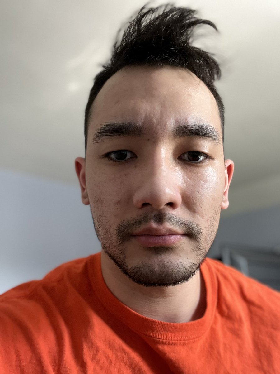 d_parz's tweet photo. Finally got a phone without a home button and tested the camera https://t.co/iTwDETvEpM