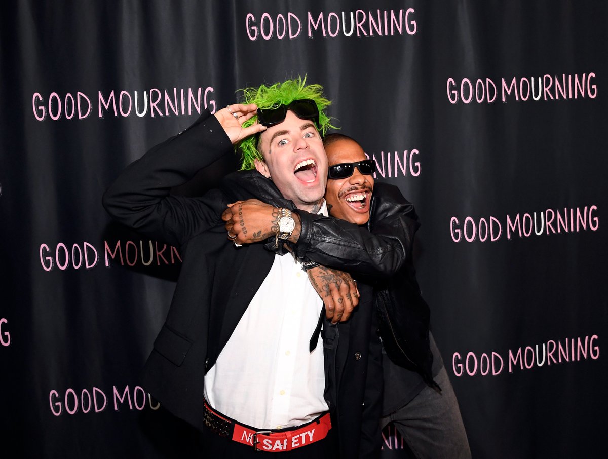 Nothing but love with @machinegunkelly, @MODSUN and the entire #GoodMourning fammm at their premiere last week 💌
