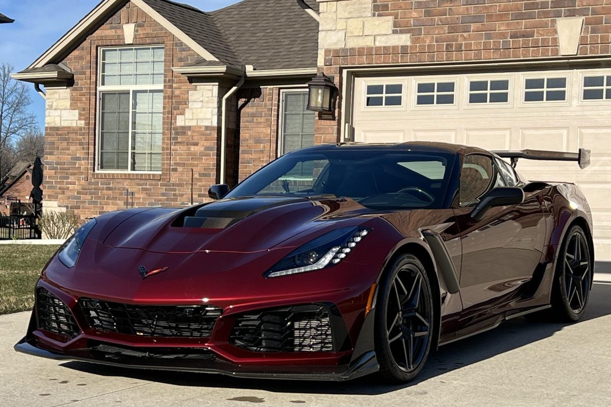 Bringatrailer's tweet photo. Now live at BaT Auctions: 2019 Chevrolet Corvette ZR1 Coupe ZTK 3ZR. https://t.co/oaLwlom42S https://t.co/7CQsb475KH