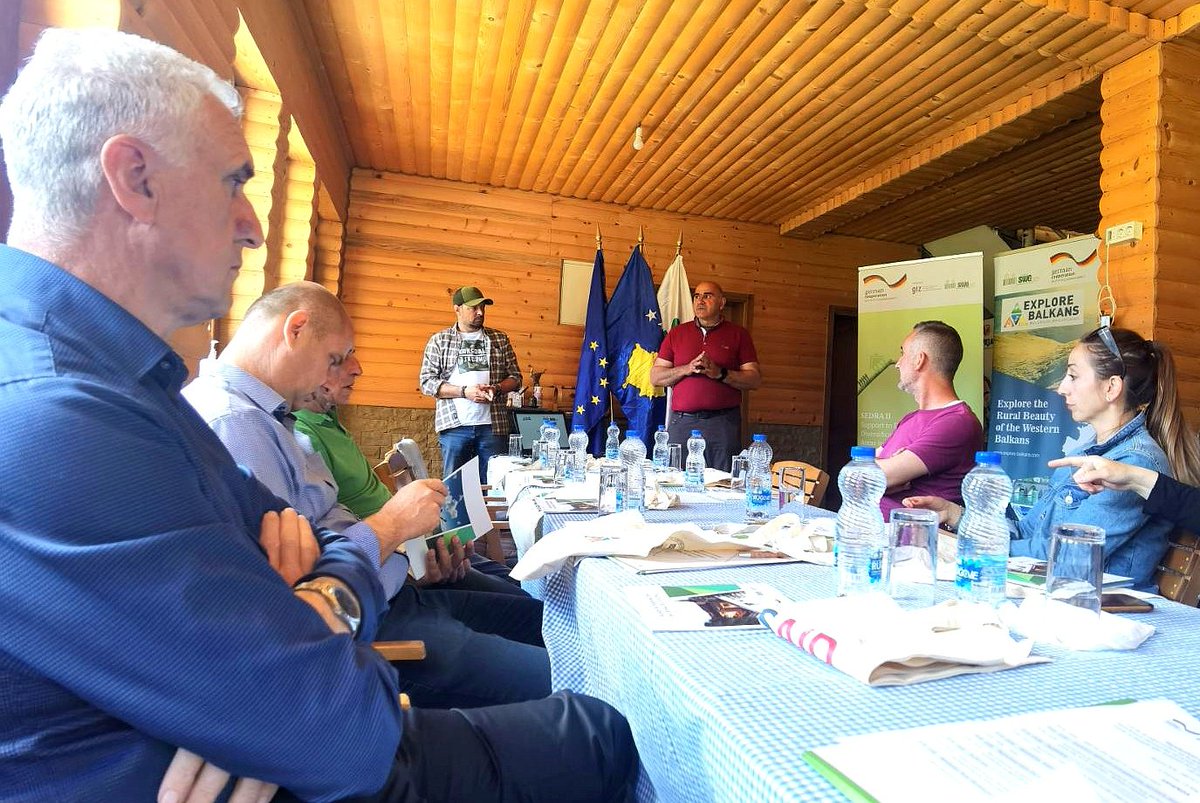 virtytmorina's tweet photo. Explore the Rural Beauty of the Western Balkans
Great meeting and fruitful discussion with stakeholders from Peja and Prizren.
Meeting was organized from SWG
#explorebalkans #visitpeja #pejatourism #ruraltourism #adventuretourism https://t.co/LRDoSDpVV2