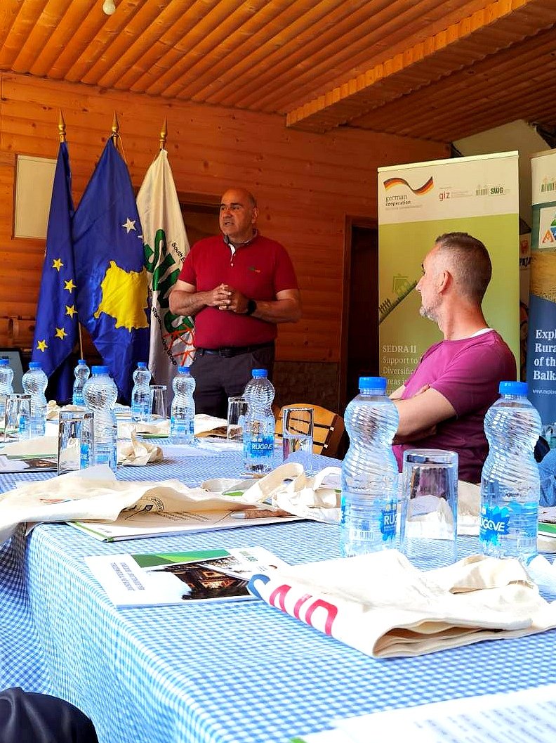 virtytmorina's tweet photo. Explore the Rural Beauty of the Western Balkans
Great meeting and fruitful discussion with stakeholders from Peja and Prizren.
Meeting was organized from SWG
#explorebalkans #visitpeja #pejatourism #ruraltourism #adventuretourism https://t.co/LRDoSDpVV2