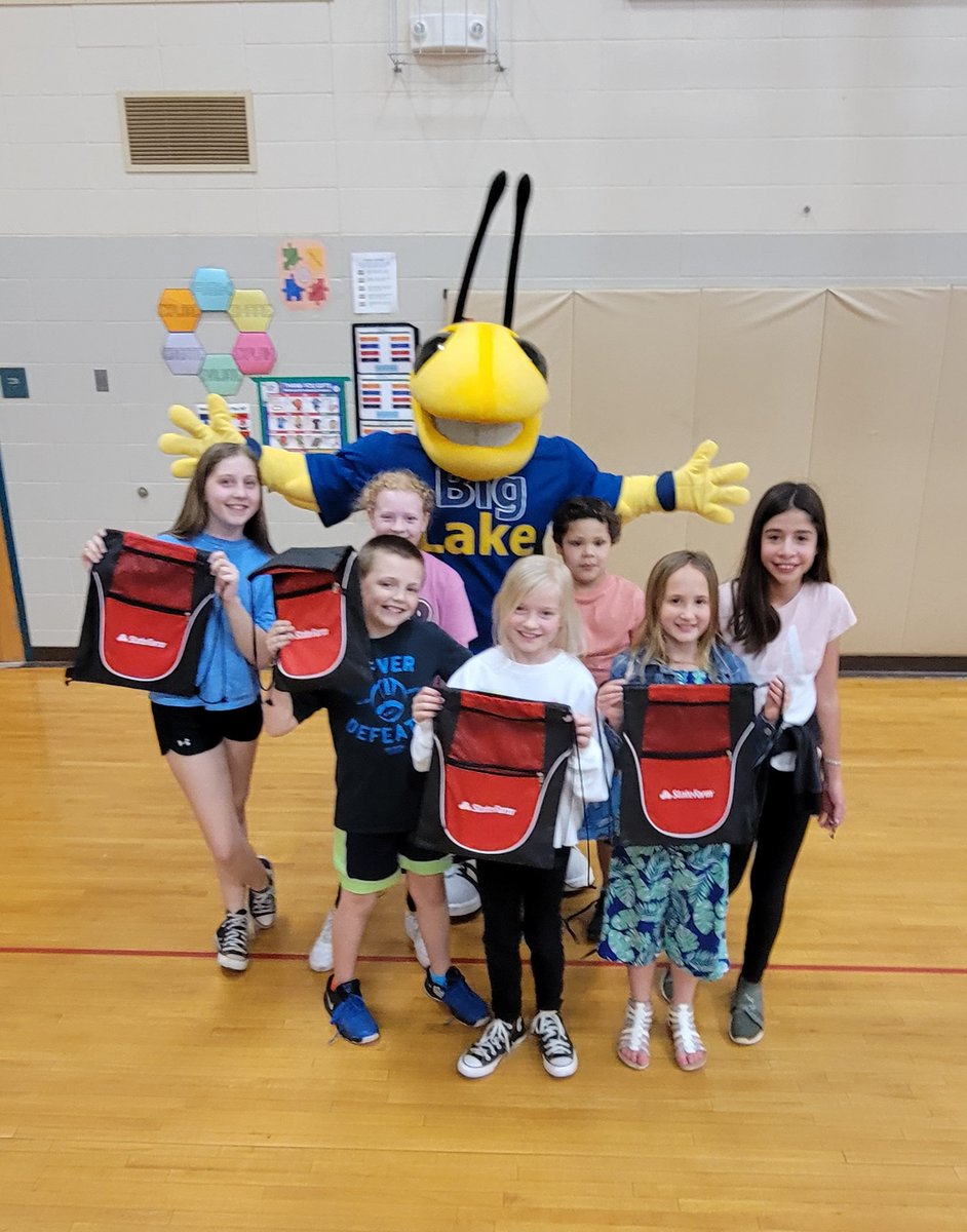 Indy_STEM's tweet photo. State Farm has generously donated some State Farm gear to support PBIS in our schools. Our students go crazy for State Farm! #statefarmrocks https://t.co/BZTwNcRfzy