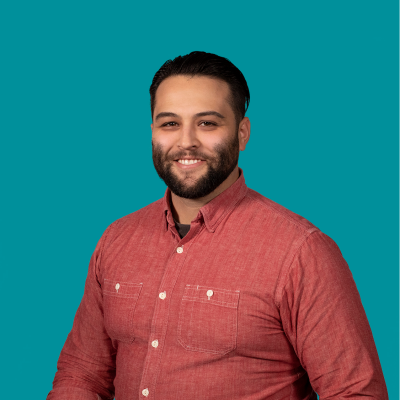 MountStVincent's tweet photo. When it comes to advertising the newest book titles to readers around the globe, it’s best to leave it to the 'prose.' Check out our latest #MountMade feature on Rick Garcia '10—who's been hard at work @HarperCollins for the past year.

https://t.co/EvpM84DgmI https://t.co/o02CMYA9nQ