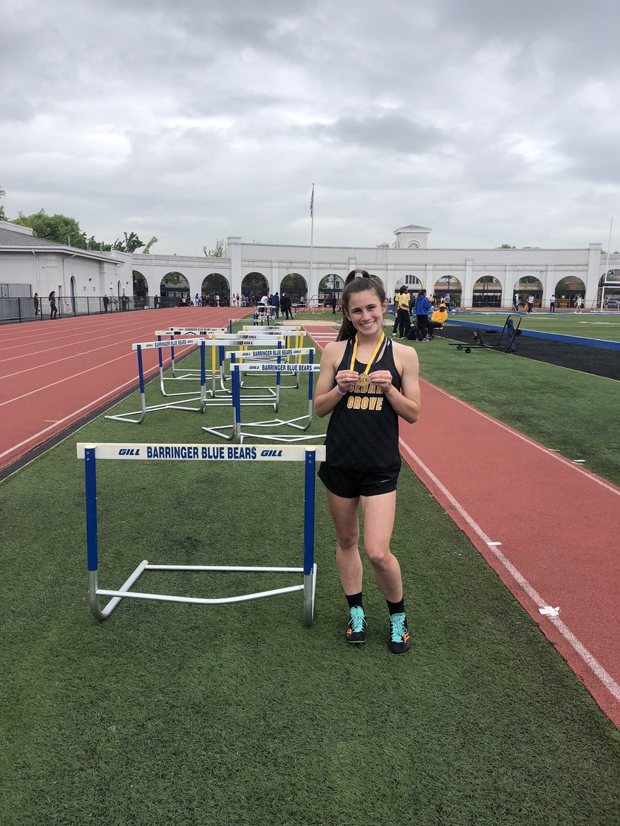 Lexi Wolff wins the 400m hurdles at the SEC Championship! 🥇Congratulations Lexi!