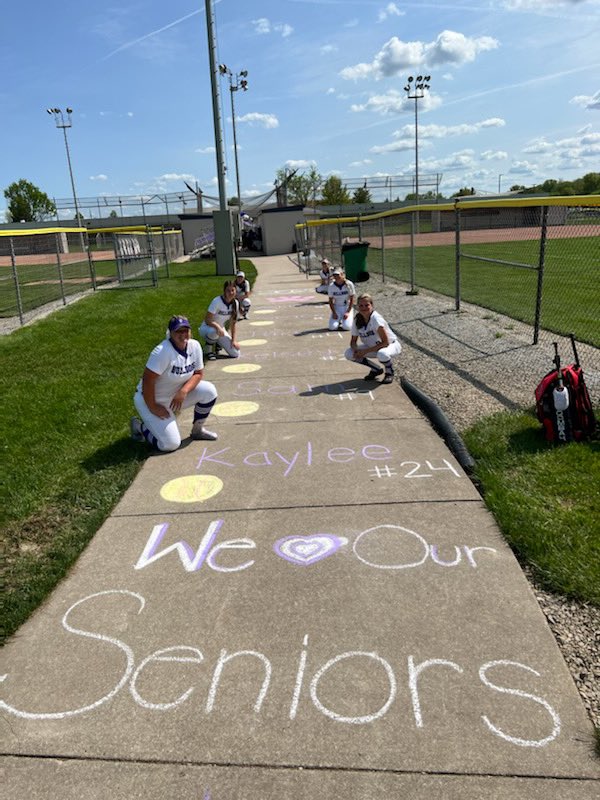 BHSDogsSoftball's tweet photo. •SENIOR NIGHT• Come support your Bulldogs at 6pm vs. Franklin Central as we celebrate our Seniors! #GoDogs 🥎💜 https://t.co/6pX6WkkQ9a