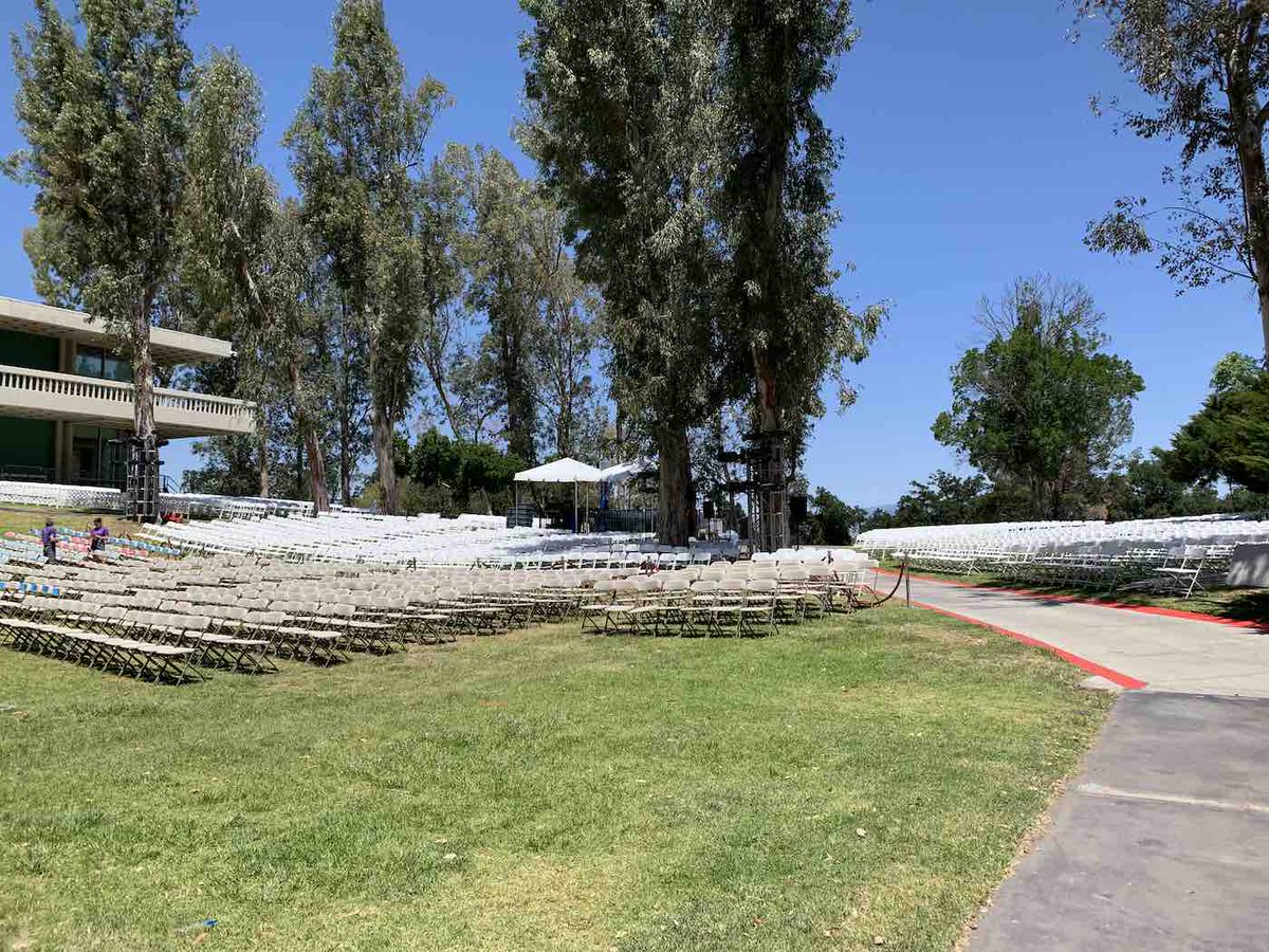 CalArts's tweet photo. It's the quiet before the storm!
Congrats to CalArts' graduates...we'll see you soon. 🎓
Details and more info here: https://t.co/DxExtx0pHA
#CalArtsgraduation #calarts2022 https://t.co/QYeREcWfSz