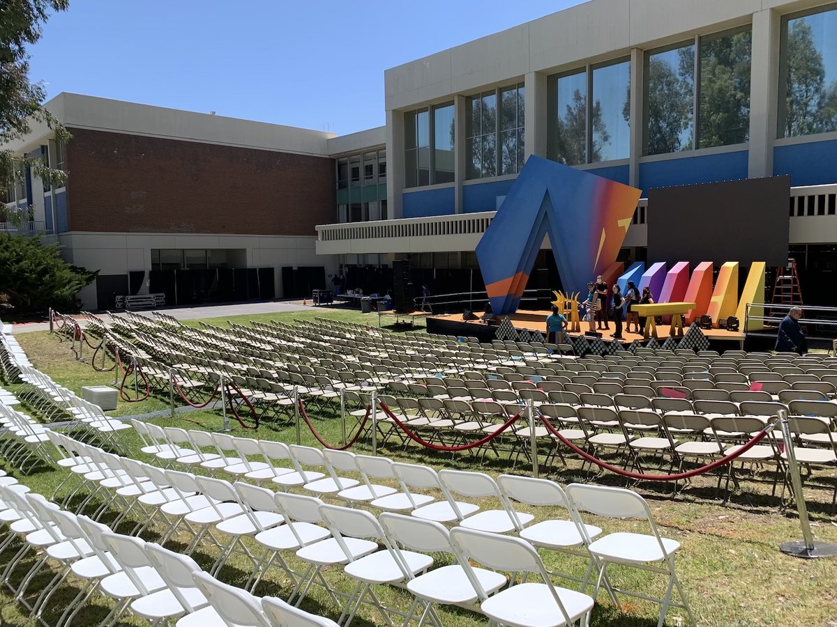 CalArts's tweet photo. It's the quiet before the storm!
Congrats to CalArts' graduates...we'll see you soon. 🎓
Details and more info here: https://t.co/DxExtx0pHA
#CalArtsgraduation #calarts2022 https://t.co/QYeREcWfSz