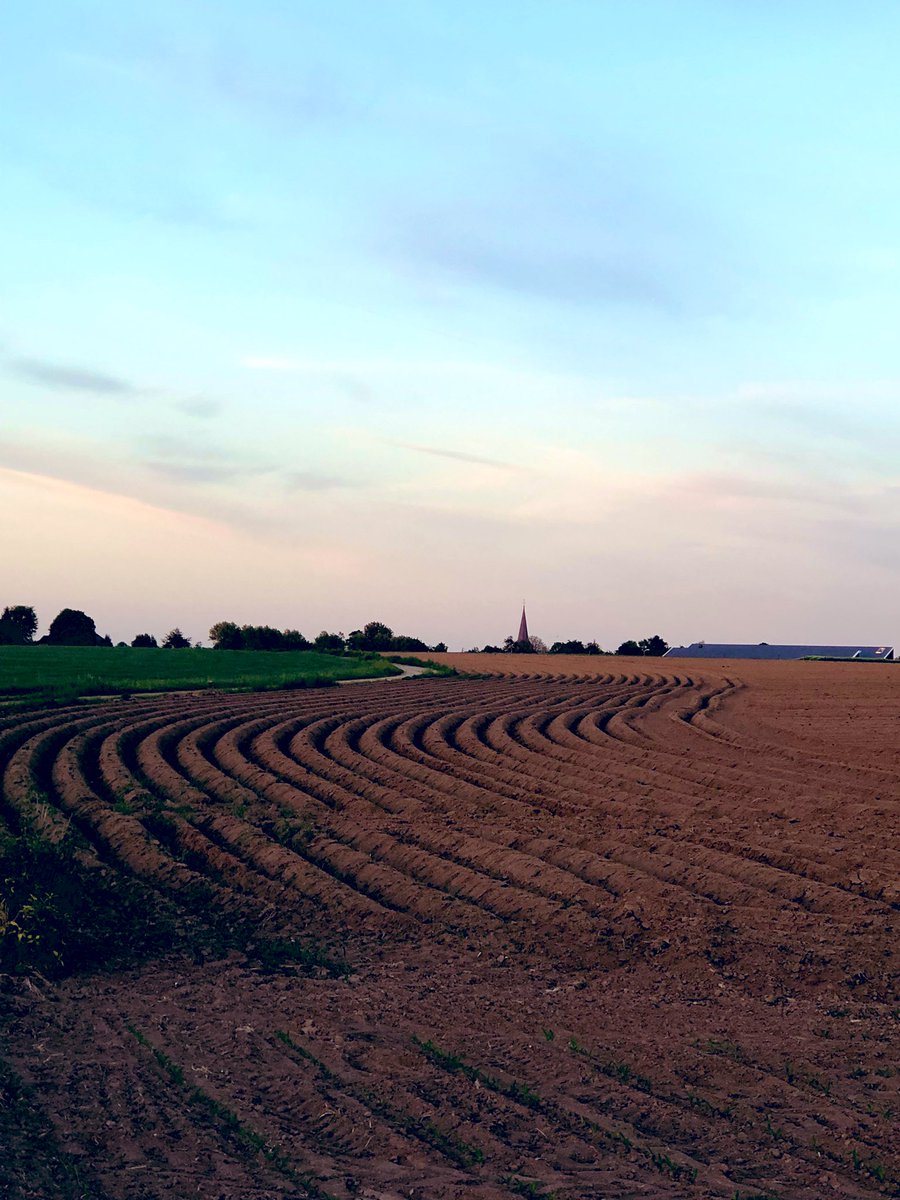 Golvend #heuvelland (horizontaal) bij #SintGeertruid <a href="/magnifiekZL/">Magnifiek Zuid-Limburg</a>