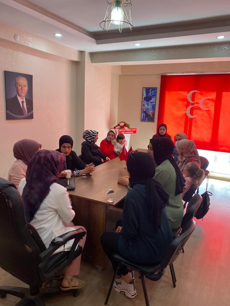 MhpsiirtK's tweet photo. MHP Siirt KAÇEP Teşkilatı olarak aylık olağan toplantımızı Başkanımız Sn. Gülsüm KARASU'nun katılımı ile gerçekleştirdik. Hayırlara vesile olsun birliğimiz daim olsun. 🇹🇷

@MHP_Bilgi
@dbdevletbahceli
@E_SemihYalcin
@drpelinyilik
@mhp_siirt
@fatihcanturkmhp
@GulsumKarasu16 https://t.co/W58rKeRevd