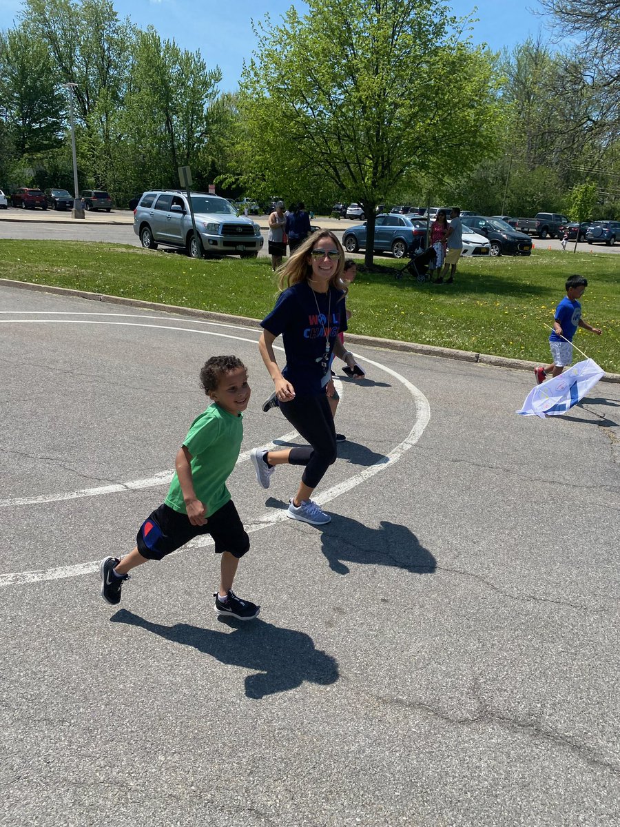 Miss. Taboni tweet media