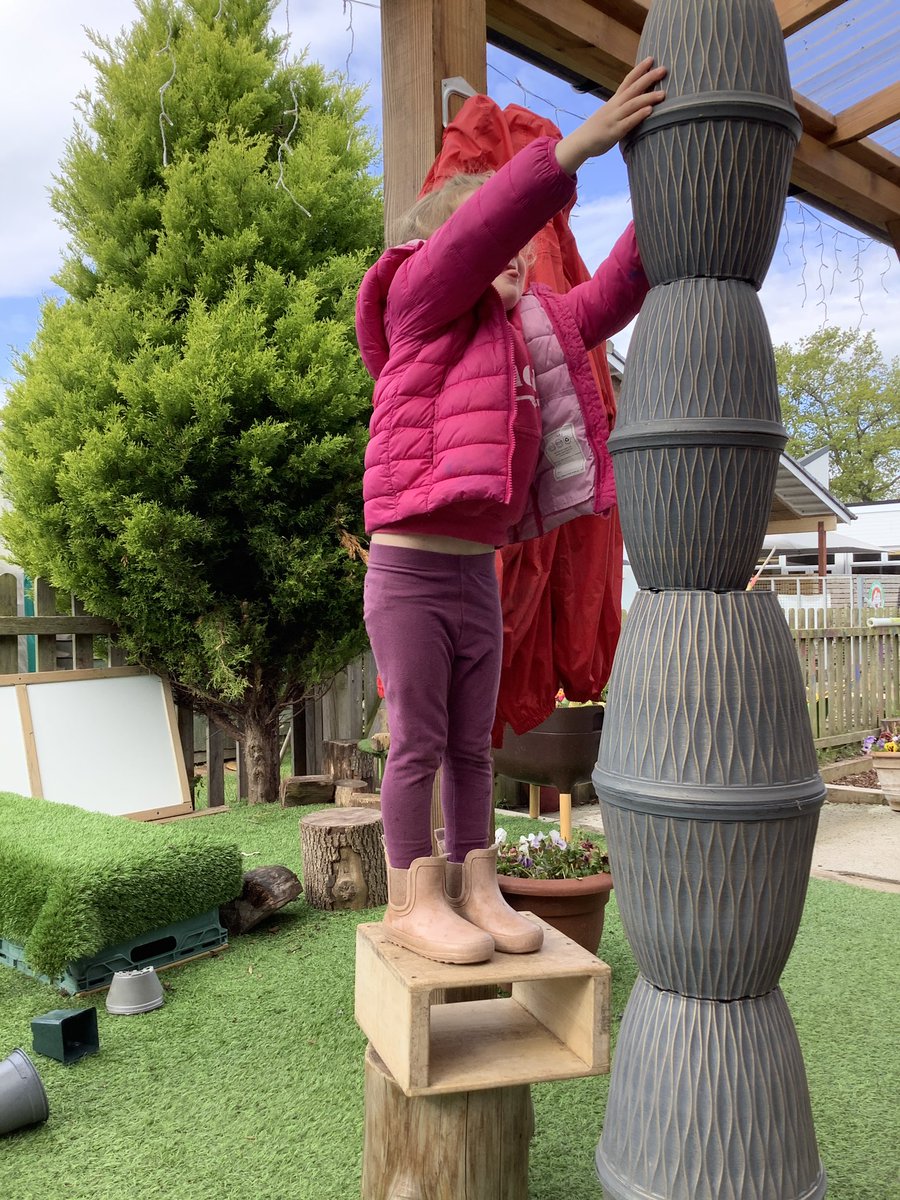 A busy week exploring with seeds, beans, water melons and bubbles!