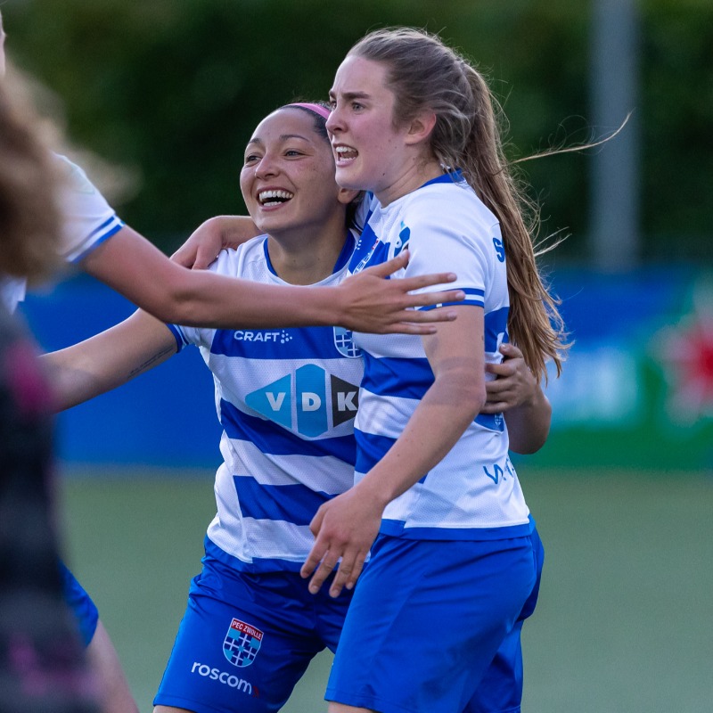 PECVrouwen's tweet photo. Wedstrijdverslag | Gelijkspel voor PEC Zwolle Vrouwen bij slotduel

#pechee #peczwollevrouwen #pureenergieev