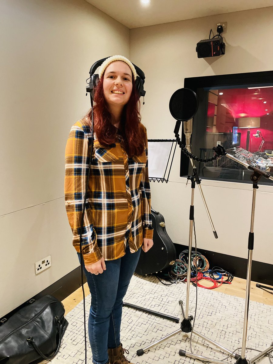 TFSingers's tweet photo. What a day at Abbey Road Studios! 🎤🎶🎤

More news &amp; photos soon 👀 https://t.co/QnXj4VCU4q