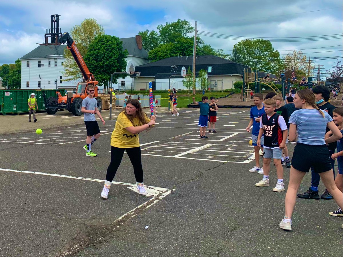 5McScott's tweet photo. Happy Global Play Day!🤗 https://t.co/mdgfPBMlUi