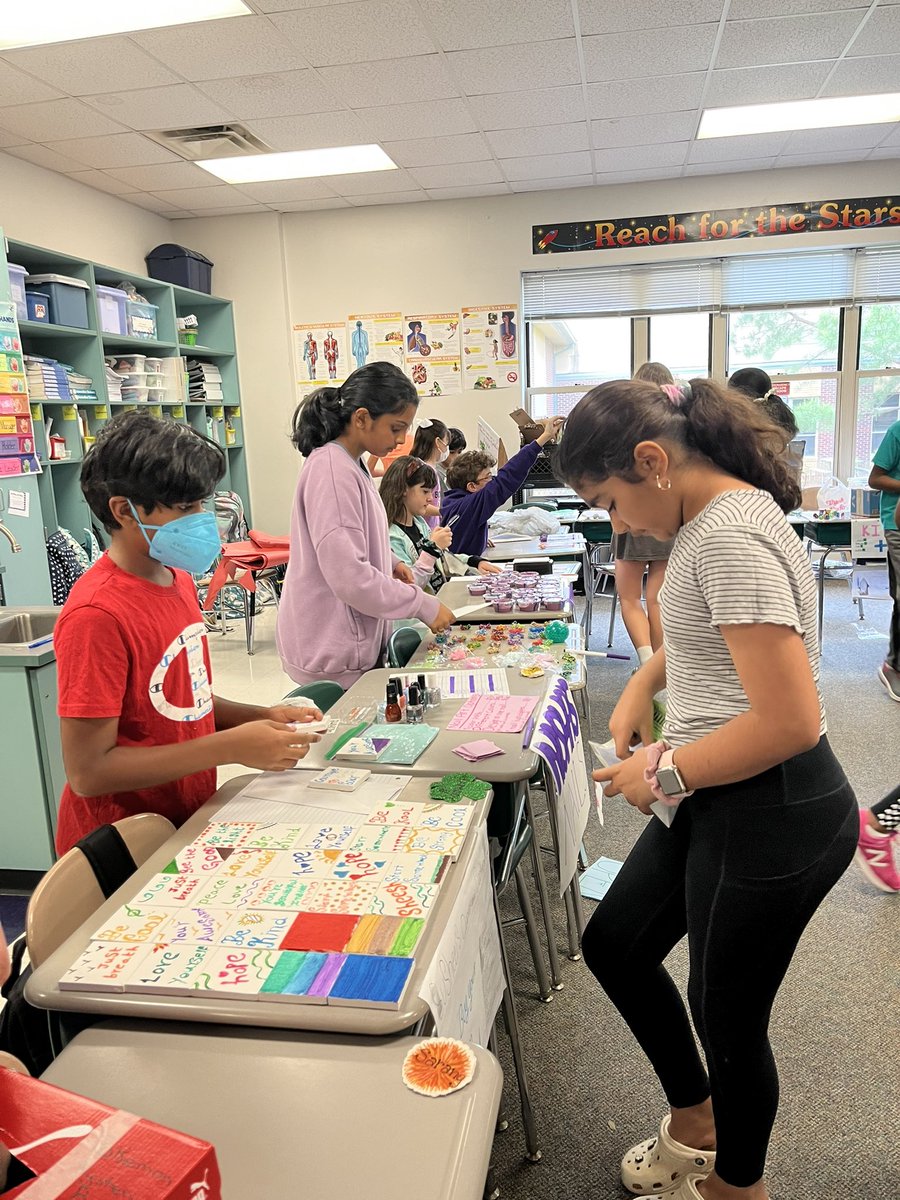 LlamasRule67's tweet photo. My students had a blast with Market Day today…Golden Egg Reward and fun Economics Lesson all in one!! https://t.co/DjxKPK5URe