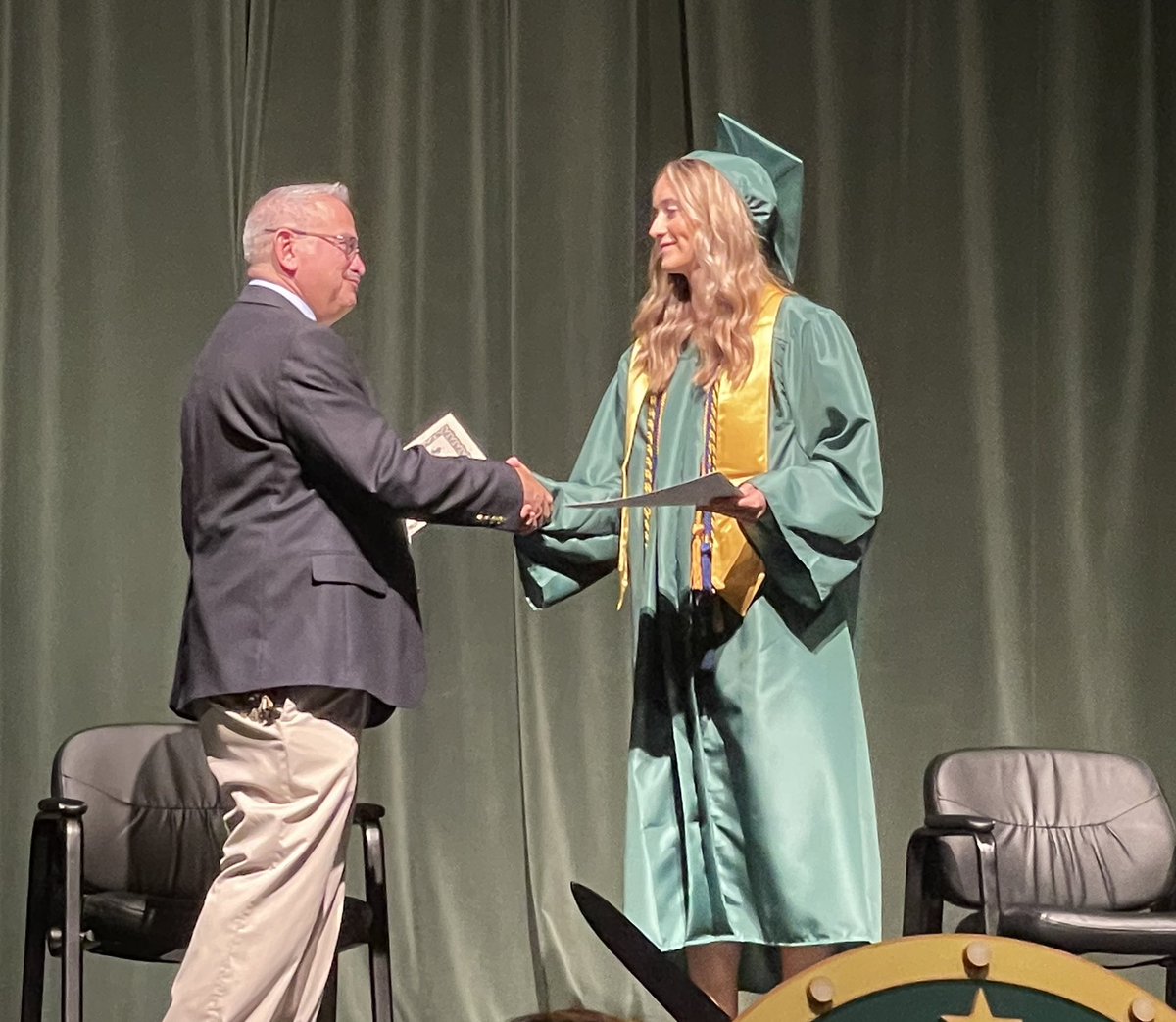 manning_brett's tweet photo. The senior awards and senior farewell at Mac was great. I’m so proud of my daughter! ‘22 is such a good class and the student body was so well behaved. MHS is a special place! https://t.co/mVcuh9k8yG