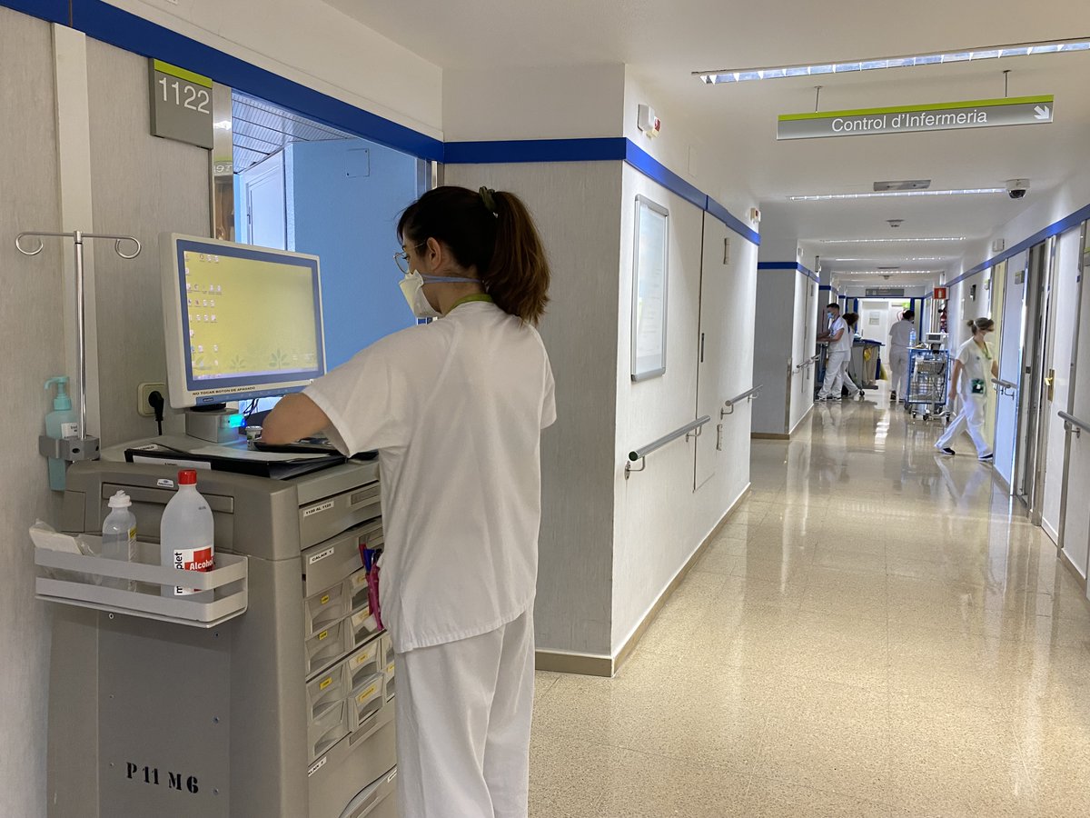 icscat's tweet photo. Dins un hospital, l'ARES s'utilitza gairebé en tots els processos infermers i garanteix que el pacient rebi el mateix tracte sigui quin sigui l'hospital on ingressa. Per saber-ne més👉https://t.co/wrWwE7NbNR @hgermanstrias @apicsbcn @martaserda #ARES15anys #ICSARES #ARESPrimària https://t.co/8iqfKI4uyp