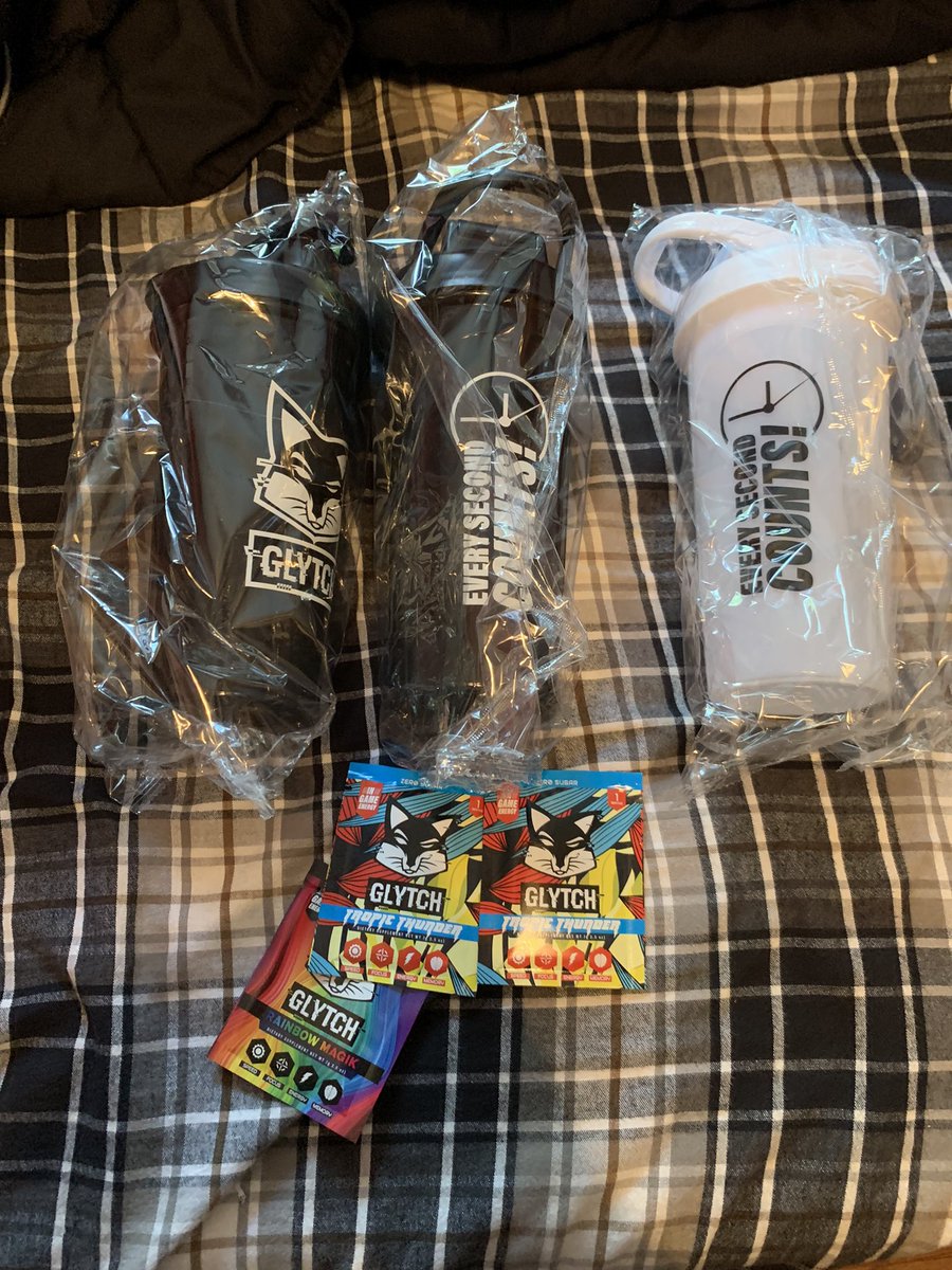 Who wants a shaker?🧐 <a href="/GLYTCHEnergy/">GLYTCH Energy</a> <a href="/RebelGG_/">REBEL</a>