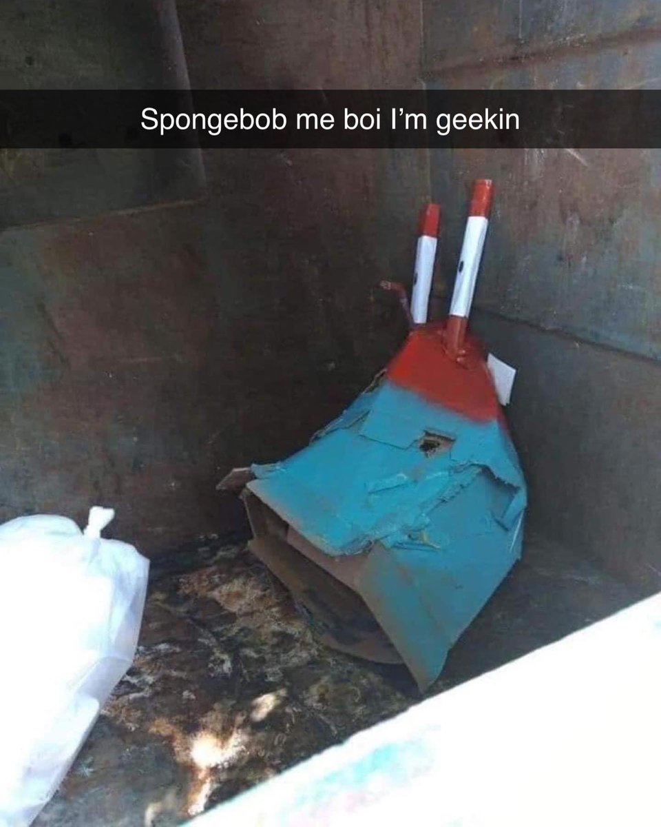 GeniusPothead's tweet photo. Mr. Krabs looking rough https://t.co/tXFDisRY2l