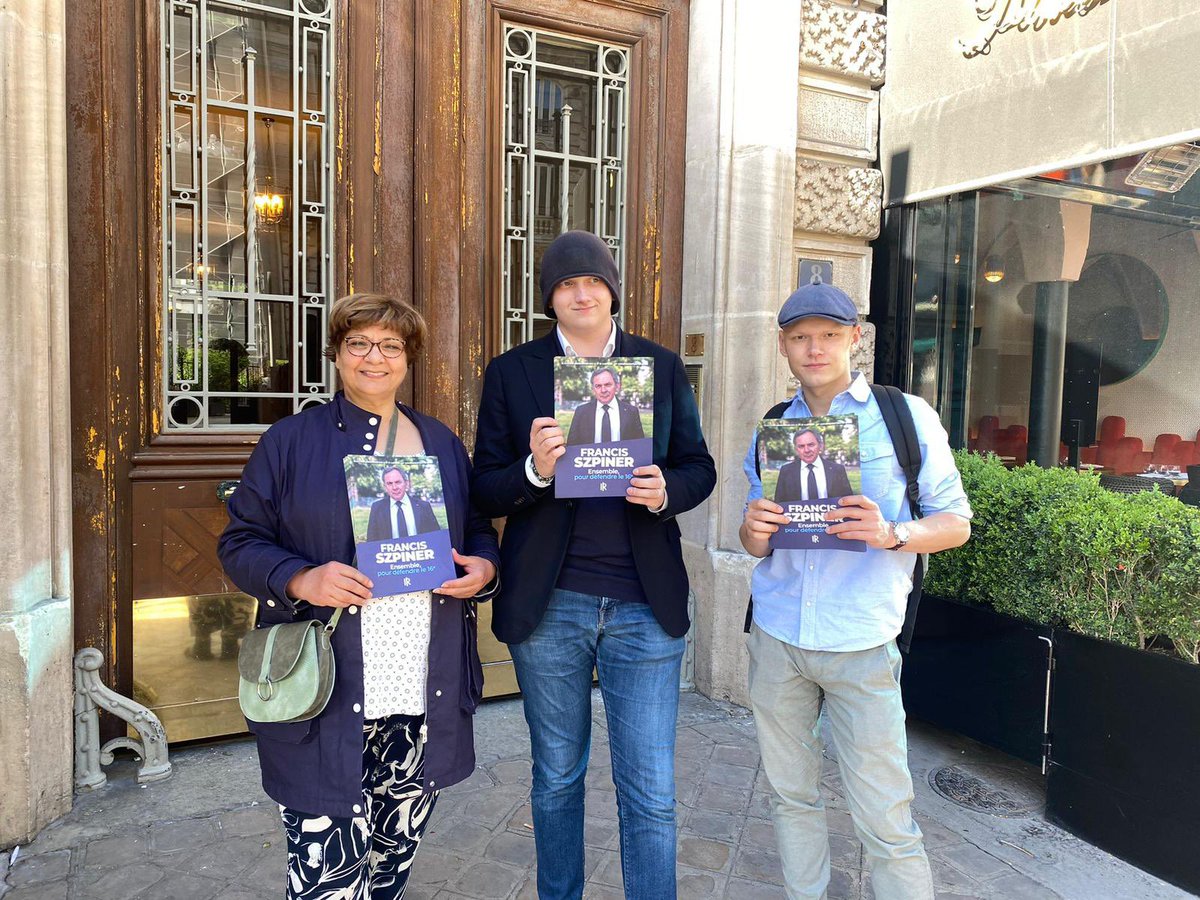 AvecSzpiner's tweet photo. Toujours présents sur le terrain pour la victoire de @fszpiner #PortedeStCloud #Muette #Auteuil https://t.co/wKqyfOU6m0
