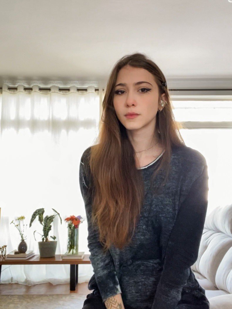 Com as plantinhas 🪴