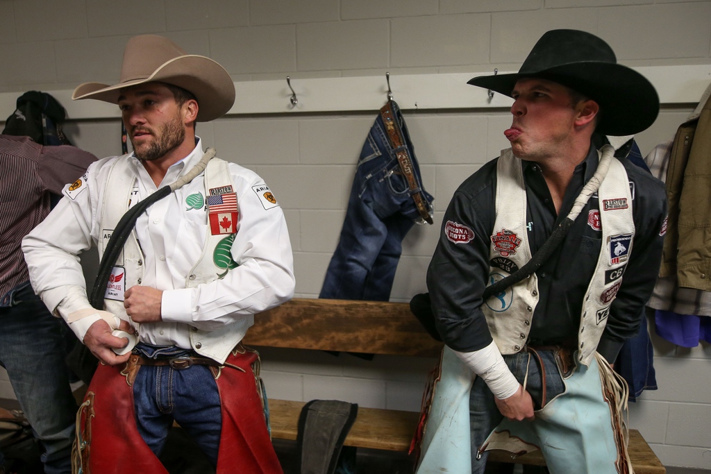 When your friend tells you they haven't renewed their All-In-Pack yet...🙄

Be sure to check your inbox for the renewal message! Have a great weekend, folks! (📸: @covymoore)

#cfrreddeer #cfr48