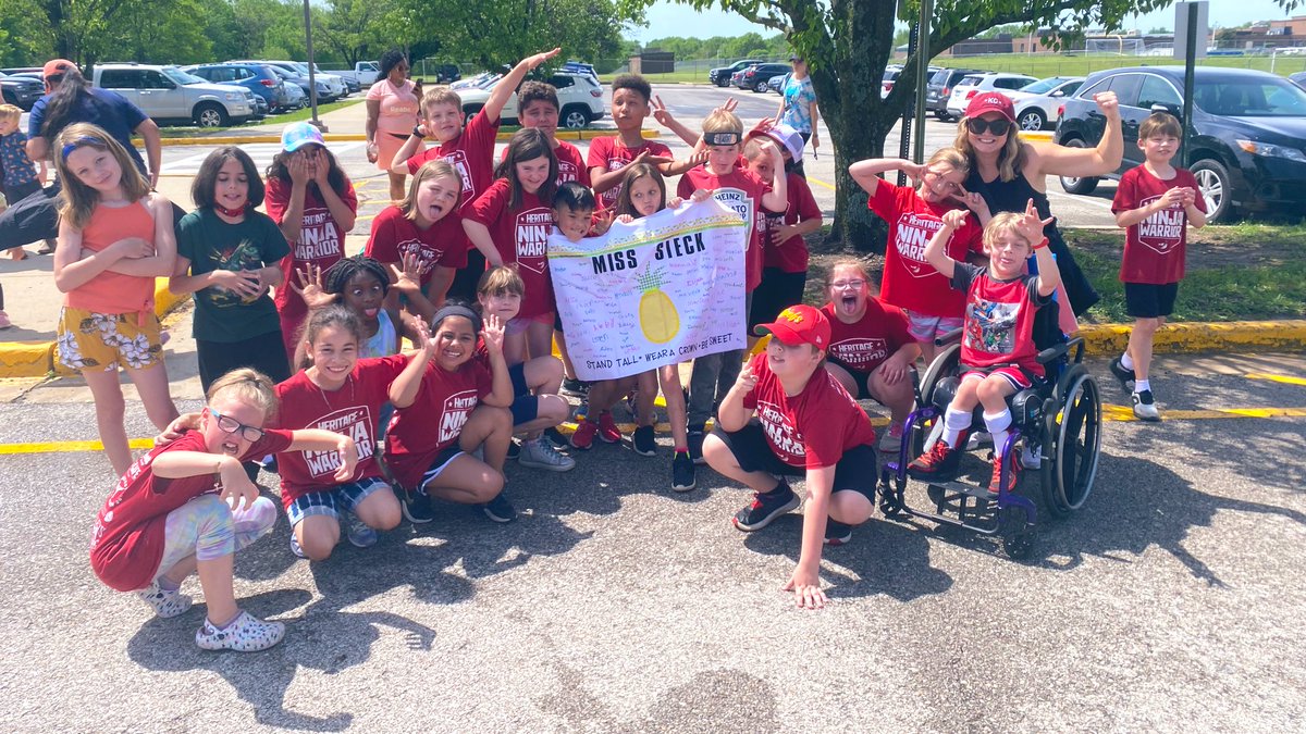 misssieck's tweet photo. Field Day= Best Day! @HeritageK5 💙 https://t.co/ljJ8BG9WNz