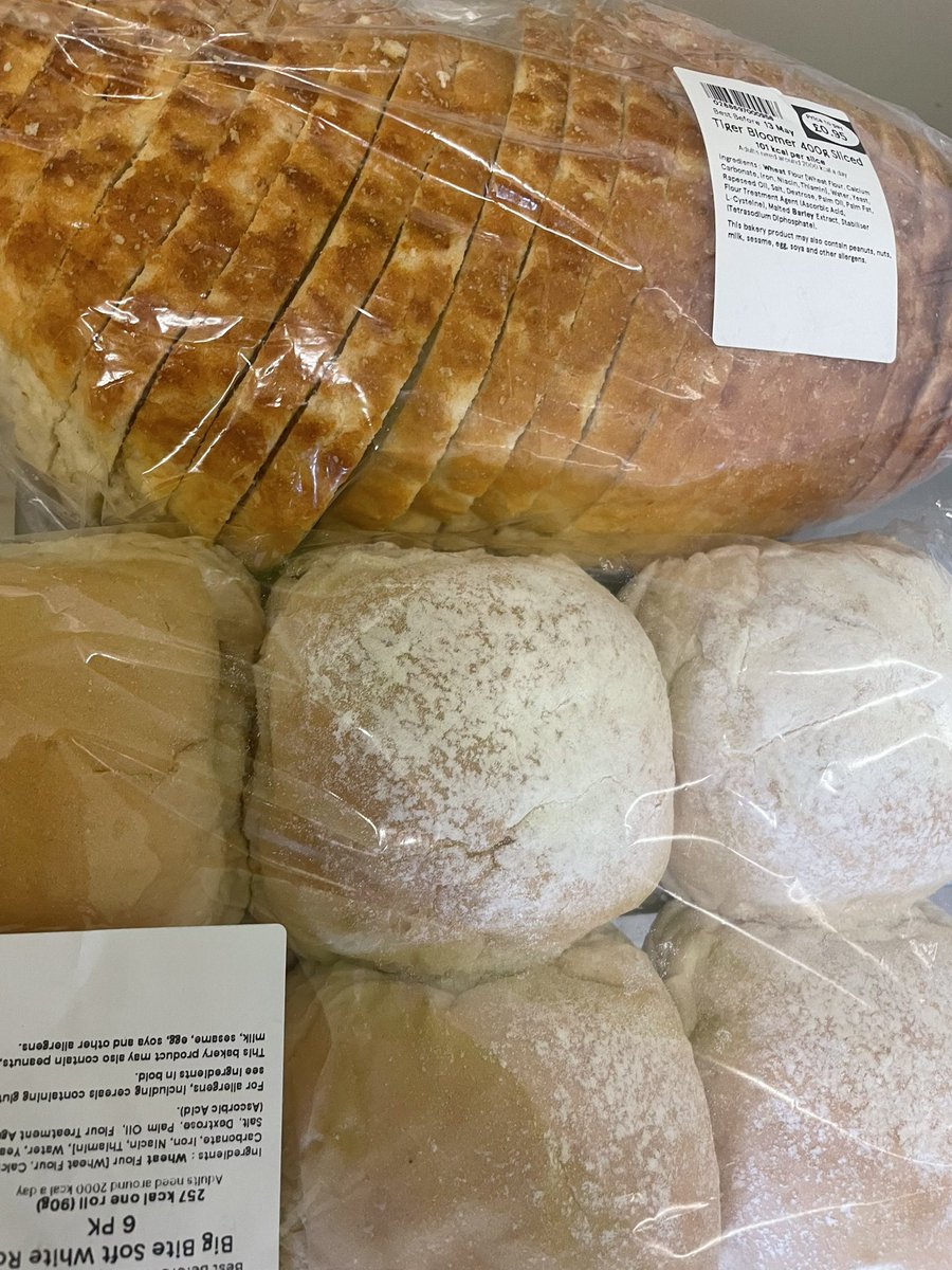 sophieMurphy28's tweet photo. Name A Better Way To Start A Friday Of! Myself And The Patients Made Community Breakfast Today! Happy Friday #eskdale #workingtogther #AfS #thinkforensic #MentalHealthAwarenessMonth 🥘@GMMH_NHS https://t.co/K3bstu73IR