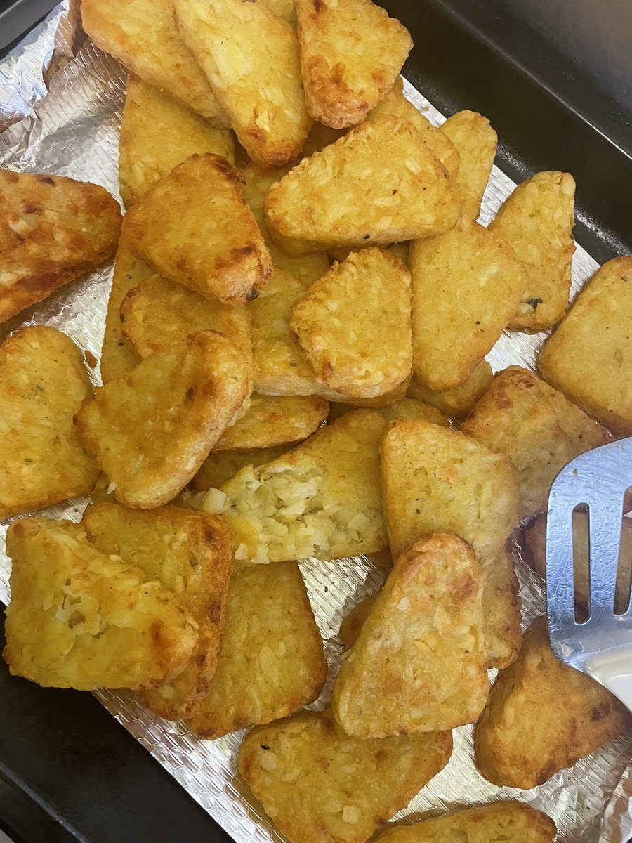 sophieMurphy28's tweet photo. Name A Better Way To Start A Friday Of! Myself And The Patients Made Community Breakfast Today! Happy Friday #eskdale #workingtogther #AfS #thinkforensic #MentalHealthAwarenessMonth 🥘@GMMH_NHS https://t.co/K3bstu73IR