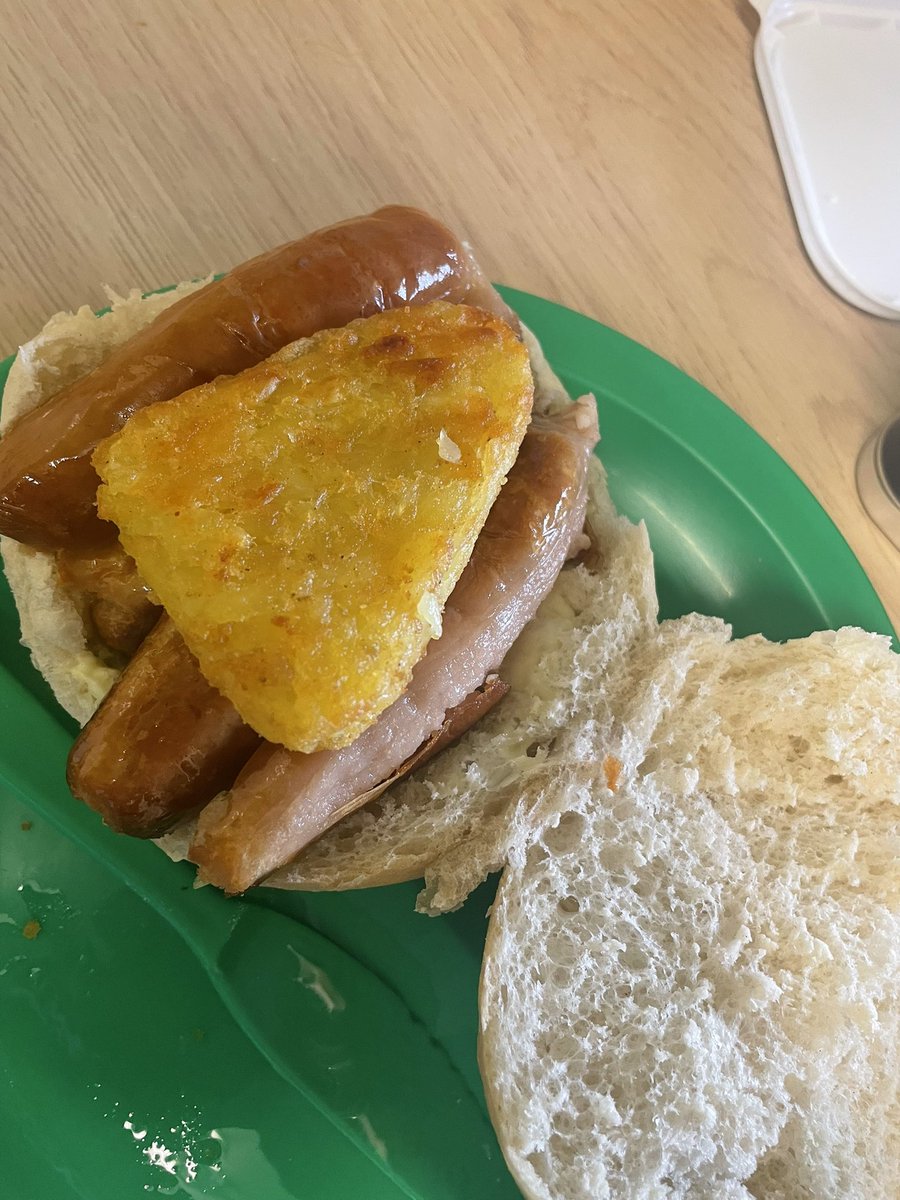 sophieMurphy28's tweet photo. Name A Better Way To Start A Friday Of! Myself And The Patients Made Community Breakfast Today! Happy Friday #eskdale #workingtogther #AfS #thinkforensic #MentalHealthAwarenessMonth 🥘@GMMH_NHS https://t.co/K3bstu73IR