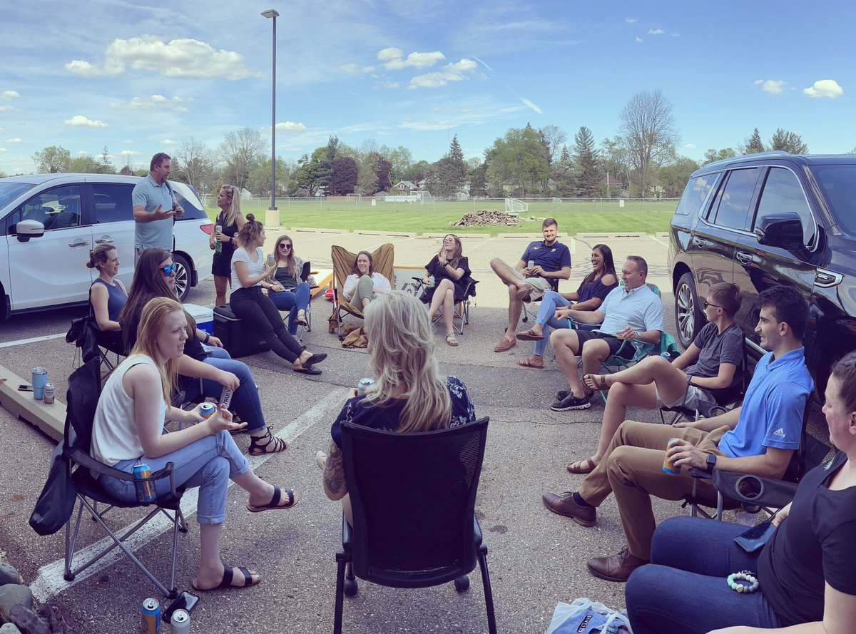 GillespieGrp's tweet photo. GG home office summer happy hours have begun. #theggway https://t.co/Meqn9CV863