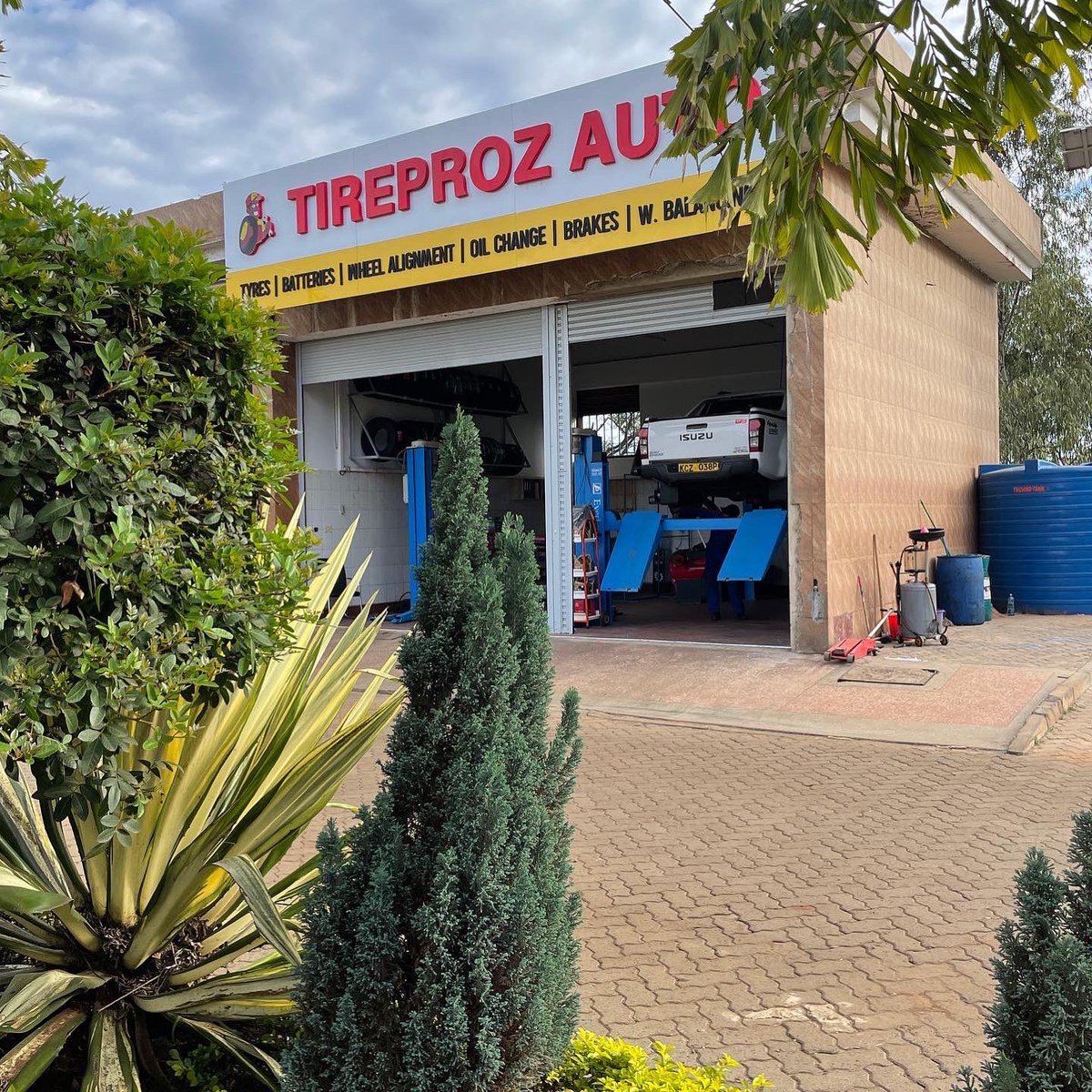 TireprozAuto's tweet photo. Our Juja branch is now open, get all this exciting services for only 1500bob. Limited time offer. Welcome #0704720000 https://t.co/IqG2IiKKBa