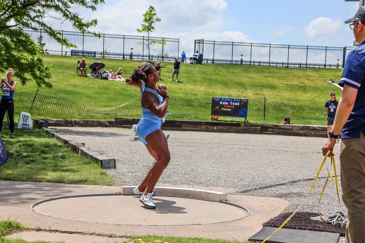 GreenWaveXCTF's tweet photo. KT taking back those #PRbeads 🟣🟢🟡
Todd threw a 9.98m in the shot put to secure the PR hat trick!
#RollWave #RunWave 🌊👟 https://t.co/k5WViSZCyC