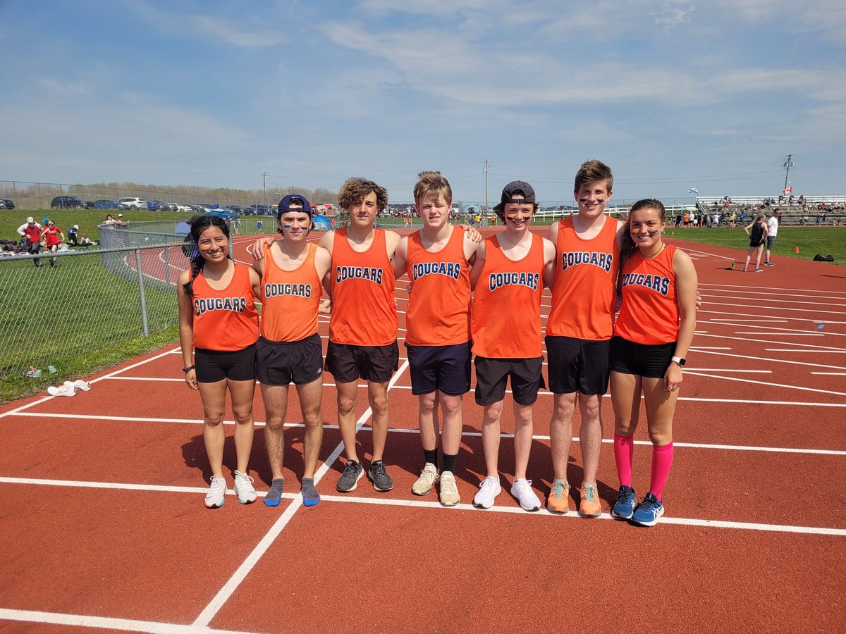 CECTrack's tweet photo. Day 1 of Districts saw some great results. But more importantly, it's amazing to be back competing again as a TEAM! https://t.co/5c1rqzxXtm