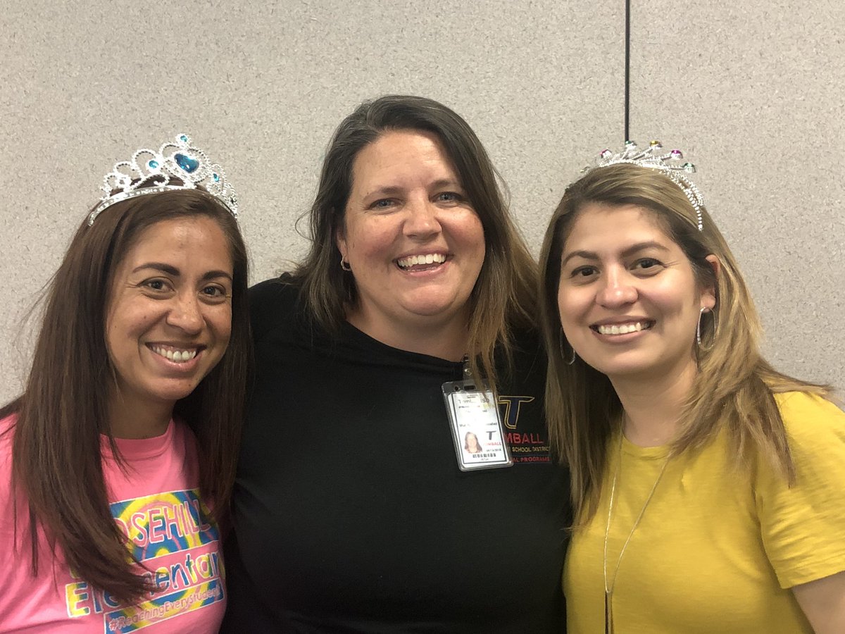 ESLwithDressel's tweet photo. Our last @TISDMulti Specialists Meeting of the Year was today. ❤️ You’d be hard pressed to find a more dedicated, purposeful, collaborative, and FUN 🎉🕺 crew of EB Specialists. We are SO THANKFUL for you and all your hard work!  💪🏼 #SiSePuede #TeamTomball @TomballISD https://t.co/DOzI5uD21n