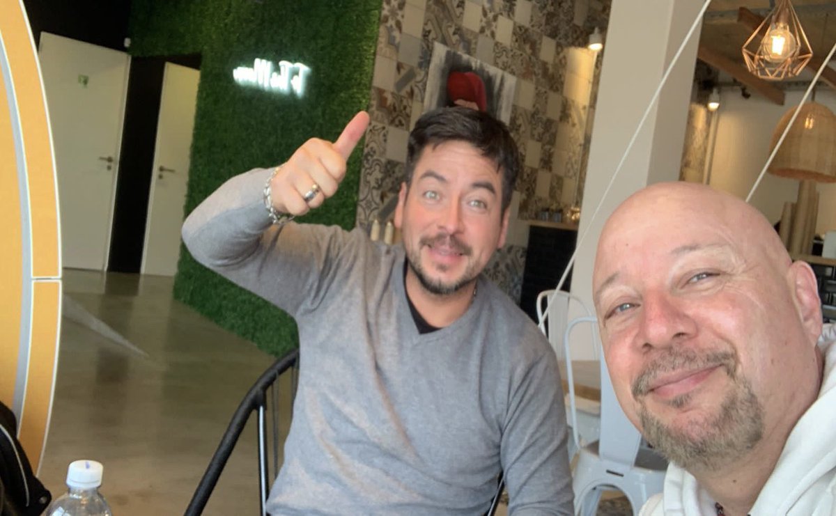 cesarvargas9420's tweet photo. #cryptocafe en #cryptostation con mi amigo Fer 🚀  💯 pago con @AthenaBitcoin @criptoingeniero @LuisJCanessa #Argentina https://t.co/kYLrEMqasu