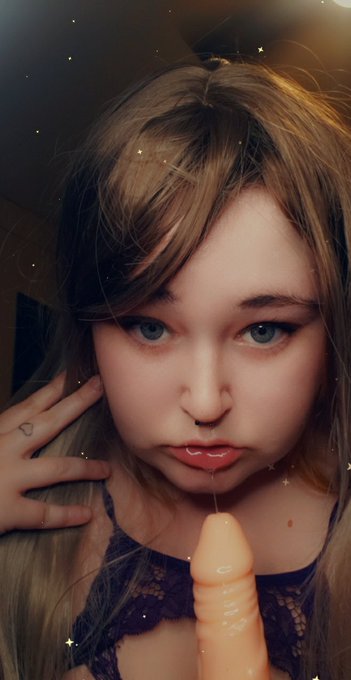 DM for how to get pics made just for you 😘 https://t.co/bIMXsXkSHx<a href="/tag/pornhub"class="tags"><span>#pornhub</span></a>