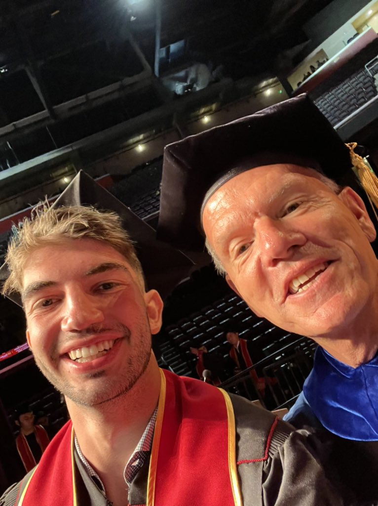 NateEppy's tweet photo. @garrett_geoff @USCMarshall L + Ratio https://t.co/9lZMT5OZiz