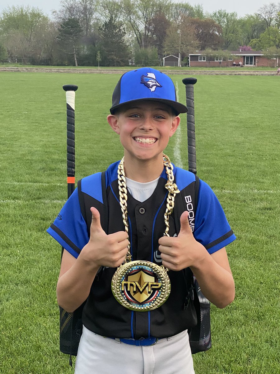 Great team W against Top Tier North Navy. Evan hard charged for a pair of triples and 4 scoreless innings on the bump. Way to go!