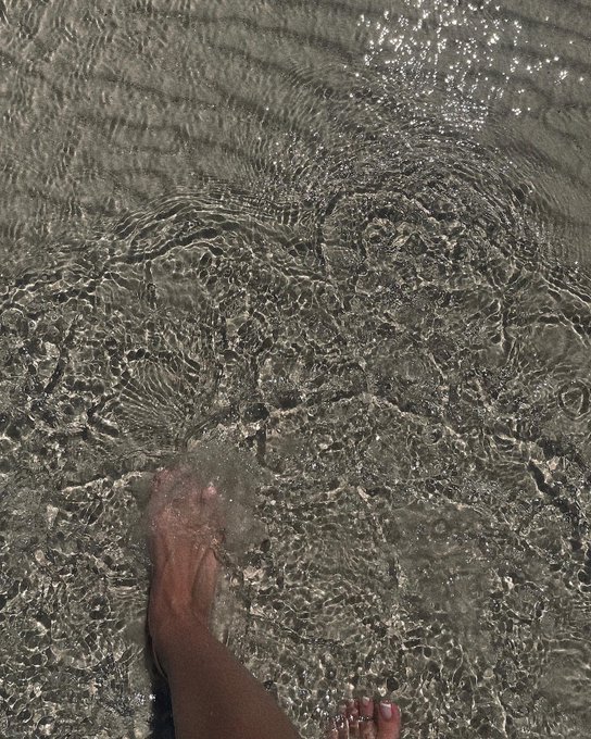 💅🏻💅🏻 https://t.co/rt97Ytz4Sd