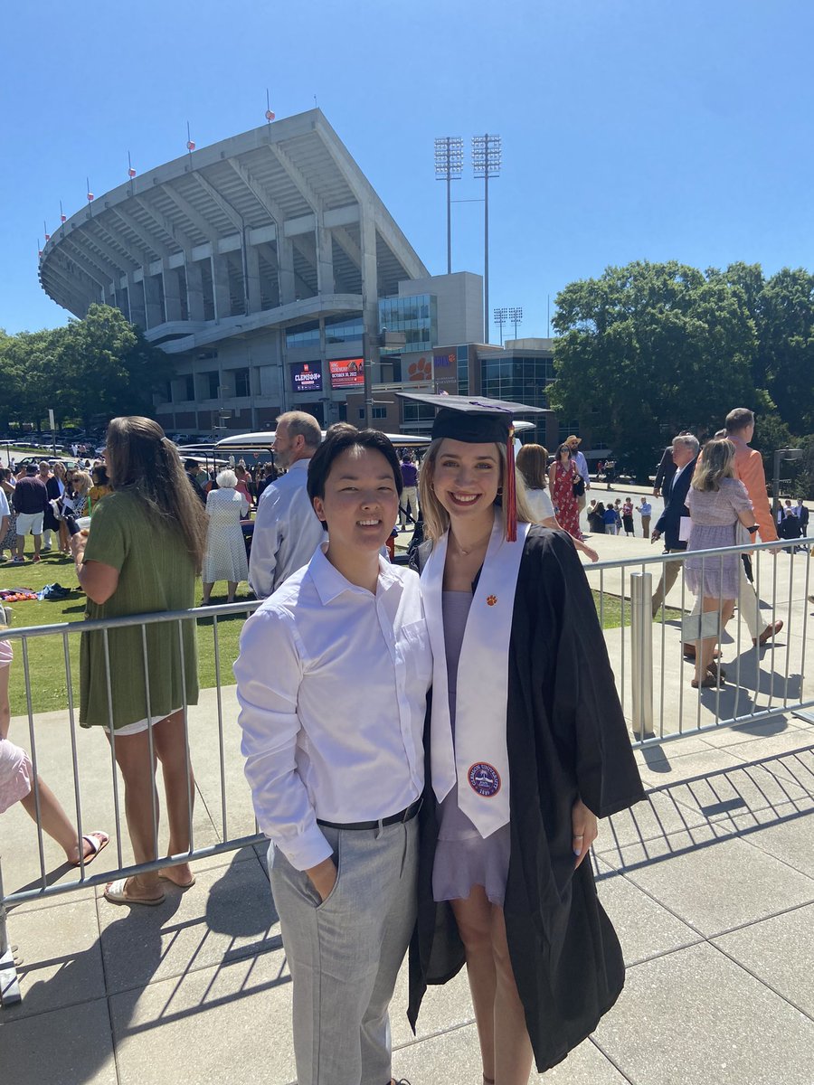 erinsolomon18's tweet photo. hey @ClemsonUniv , how does me being an alumni sound? #clemsongraduation #chemistry https://t.co/6FcKVQ5YYU