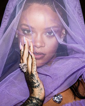 FentyPosts's tweet photo. @rihanna has now surpassed 46 MILLION total certified units in the UK.

She is the top certified female artist of all time in the country. 🇬🇧

#Rihanna, #RihannaNews, #Spotify https://t.co/yAM87aVeY9
